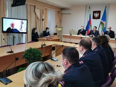 В Якутии отметили День образования органов внутренних дел на транспорте