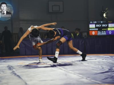 Более ста юных борцов приняли участие в турнире памяти Дмитрия Пахомова