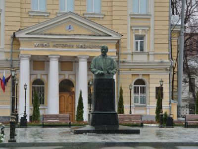 Памятник И.М.Сеченову
