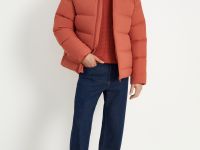 Пуховик с воротником-стойкой и капюшоном