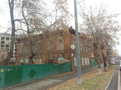 Дом Ивановых