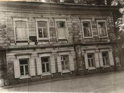 Двухэтажный жилой дом 50-60 гг. XIX в.