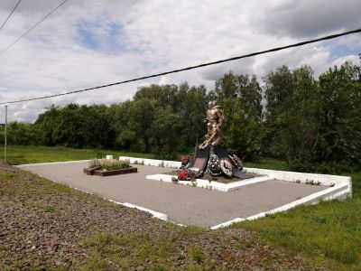 Братская могила № 12