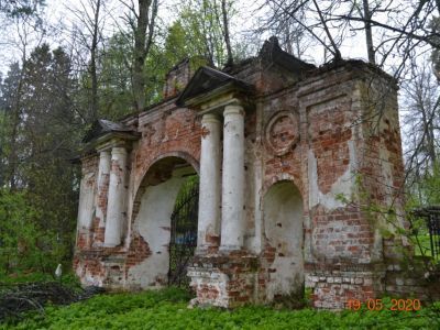 Ограда церкви