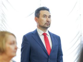 Глава Якутии вручил государственные награды