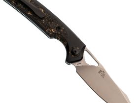 Складной нож Kizer Ara, сталь S45VN, рукоять карбон, черный/золотистый