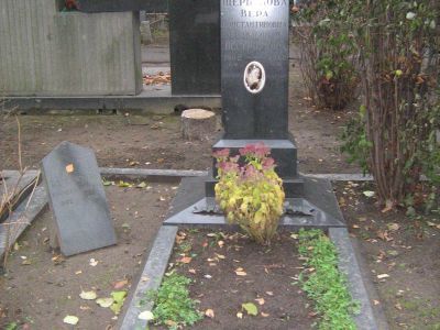 Надгробие В.К.Щербаковой