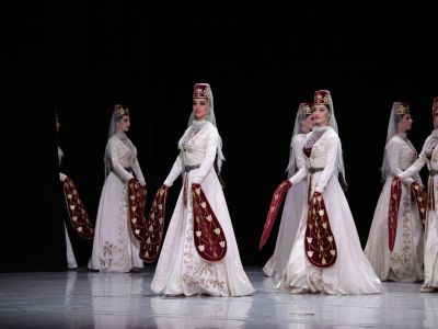 Ансамбль танца «Вайнах» и ансамбль танца «Алан». Концерт дружбы