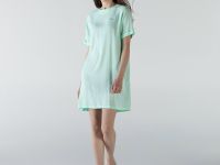 Женское платье Lacoste с круглым воротом