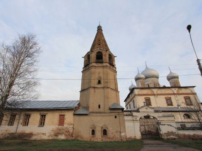 Колокольня