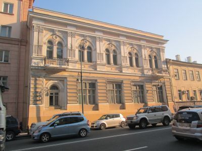 Жилой дом управления железной дороги
