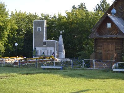 Братская могила жертв крестьянского восстания 1921 г.