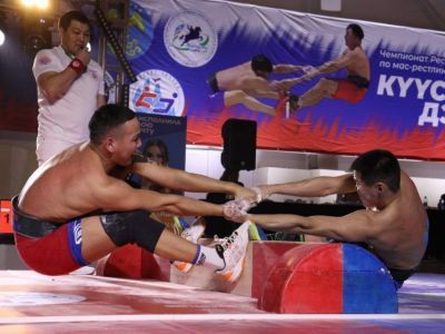 Мас-рестлинг и хапсагай вошли в программу игр народов мира по традиционным боевым искусствам