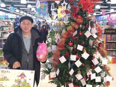 В Якутии продолжается благотворительная акция «Елка добра»