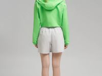 Спортивные шорты