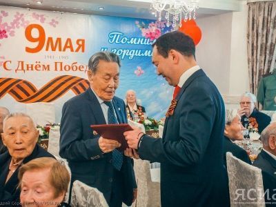 «Подвиг ветеранов нас вдохновляет»: Глава Якутии встретился с участниками войны