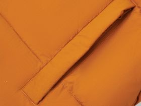 Утепленная куртка с капюшоном