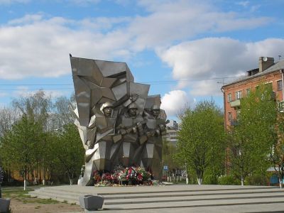 Памятник Подольским курсантам