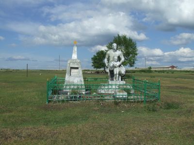 Братская могила партизан гражданской войны