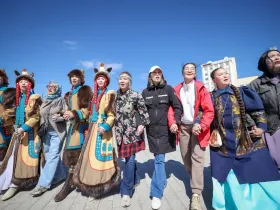 Массовый осуохай исполнили на главной площади Якутска