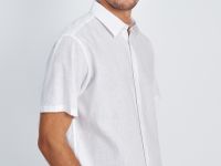 Рубашка изо льна с коротким рукавом