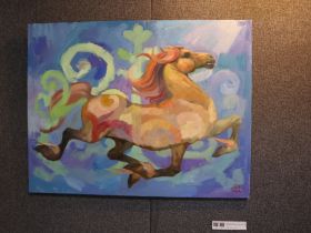 В Якутске открылась выставка Миры Аргуновой «Легенды солнечной Туймаады»