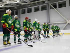 Более 20 любительских команд собрала «Ночная хоккейная лига» в Якутии