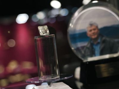 В Якутске открылась выставка «АЛРОСА – алмазная история Якутии»