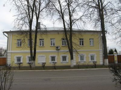 Здание конца XVIII века, жилой дом бывшего купца Назарова-Вихрева