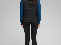 Стеганый пуховый жилет