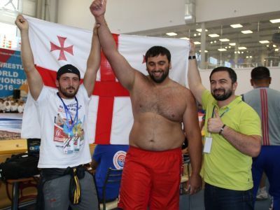 Медали чемпионата мира по мас-рестлингу разлетелись в 14 стран мира