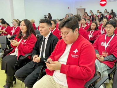 В Якутске стартовал республиканский форум волонтеров-медиков