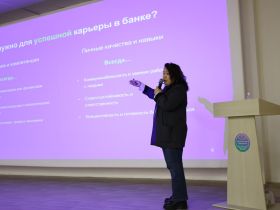 Алмазэргиэнбанк принял участие в фестивале профессий «Якутия — мои горизонты»