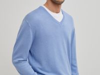 Джемпер с v-образным вырезом