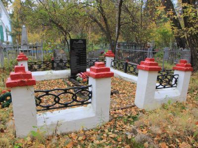 Обелиск воинам, умершим от ран в Шадринских госпиталях