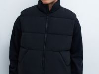 Жилет с воротником-стойкой и накладными карманами, Черный