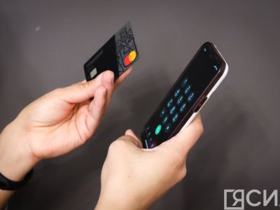 Житель Мирного перевел мошенникам более 3 млн рублей