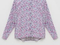 Блузка свободного кроя с отложным воротником