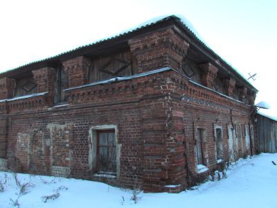 Конюшня и сарай