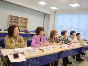 В Якутске определят лучшего педагога на конкурсе «Учитель года — 2025»