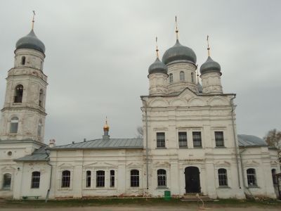 Церковь Троицы с колокольней