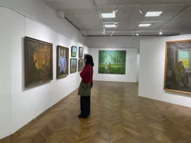 В Якутске открылась ретроспектива живописи Федора Жегусова «Человек. Время. Память»