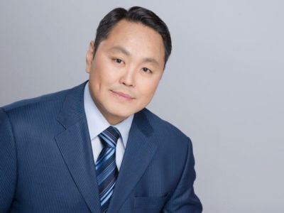 Альберт Семенов поздравляет с 100-летием образования Якутской АССР