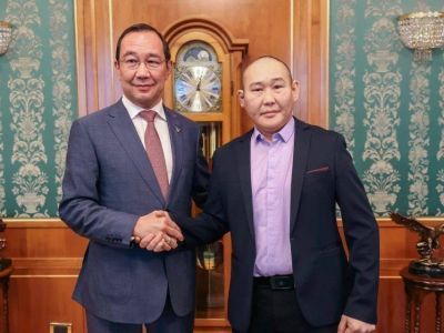 Глава Якутии встретился с бойцом СВО, который победил противника в жестокой рукопашной схватке