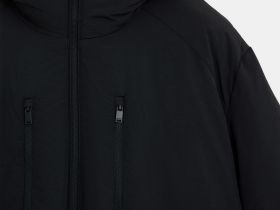 Утепленное пальто с утяжниками на талии