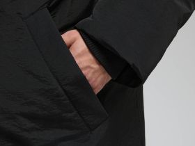 Утепленное пальто с утяжниками на талии