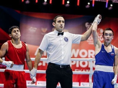 «Первый бой всегда проходит тревожно». Тренер Артур Пахомов о победе Василия Егорова