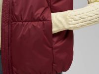 Утепленный жилет с искусственным наполнителем