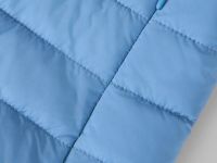 Утепленный жилет приталенного кроя