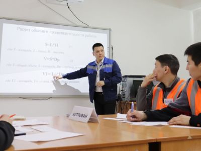 Восемь педагогов Якутии вышли в финал регионального этапа конкурса «Мастер года»